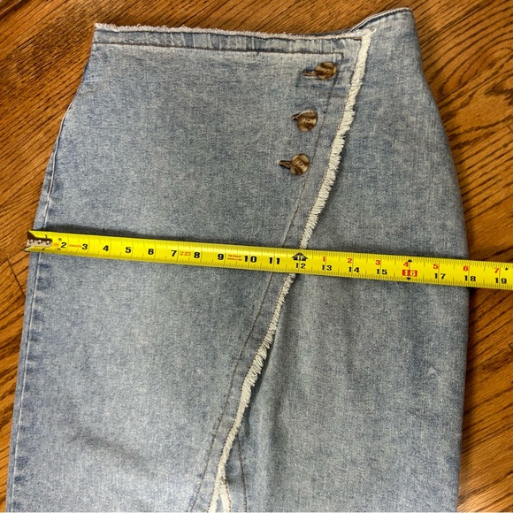Sincerely Jules | Asymmetrical Denim Button Front Slit Midi Skirt Size 3/26 - Picture 11 of 12